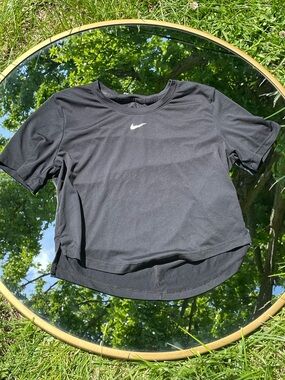 Nike Women's Black Short Sleeve Dri-FIT Tee
